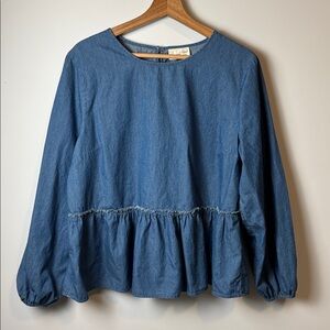 Universal Thread Blue Denim Peplum Blouse FITS LIKE LARGE